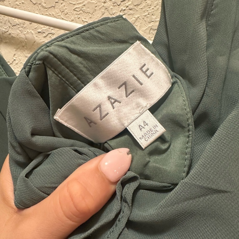 Azazie Sage Green Flutter Sleeve Maxi Gown Size A4 - Picture 7 of 7